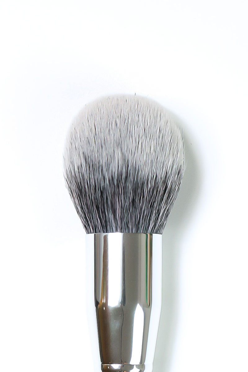Pro Lush Powder Brush C518