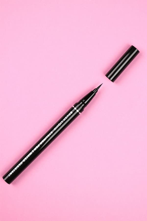 Brush Liquid Eyeliner Pen